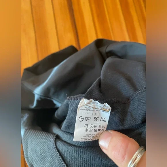 D&G Dolce Gabbana y2k Black Pencil Skirt - Picture 5 of 7